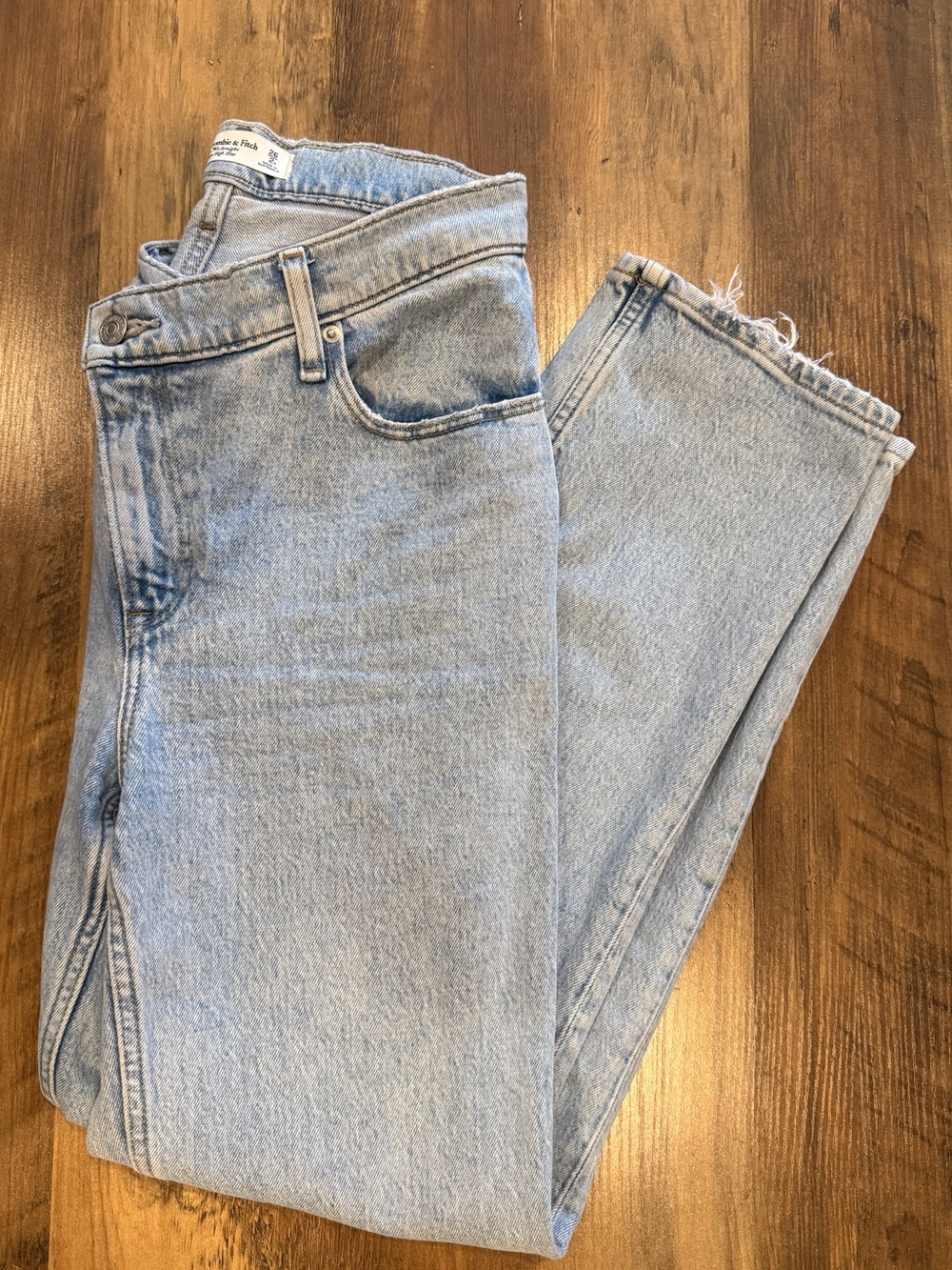 A&F 90s straight ultra high rise